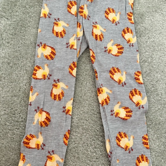 Rae Dunn thanksgiving pajamas - Picture 3 of 4